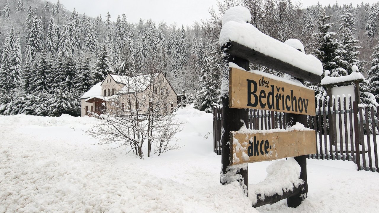 Turistická oblast Bedøichov v Jizerských horách.