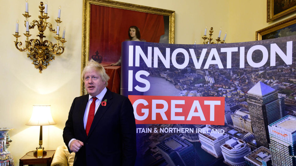 Britsk ministr zahrani Boris Johnson sz na inovace, jednou z nich, neplnovanch je i Donald Trump v roli americkho prezidenta.
