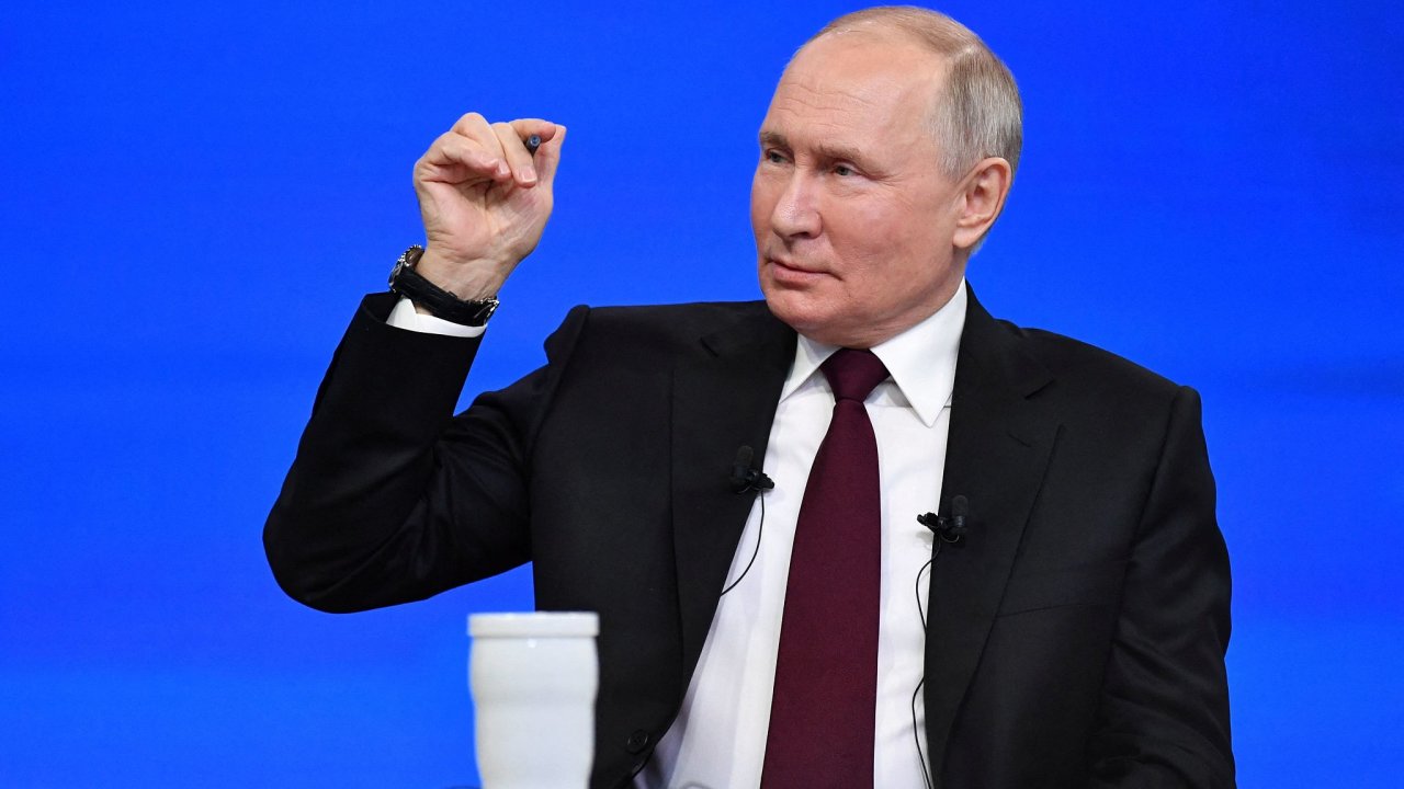 Rusk prezident Vladimir Putin pi televiznm vystoupen v prosinci 2023.