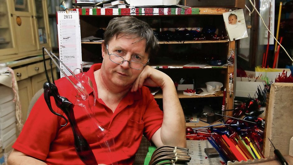 Osmihodinov� pracovn� doba mu nesta��