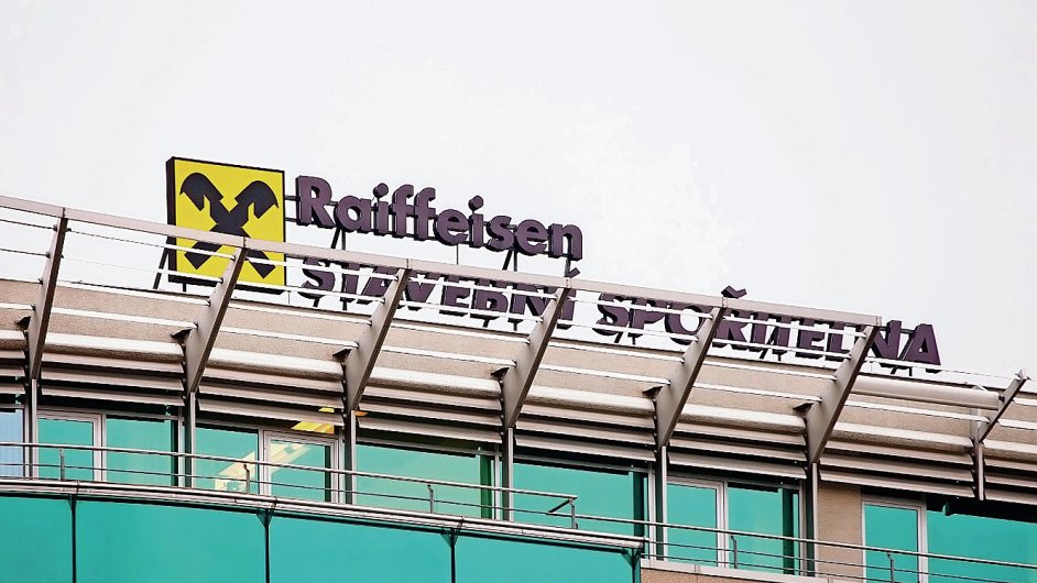 Rakouská Raiffeisenbank hlásí propad ètvrtletního zisku témìø o polovinu.