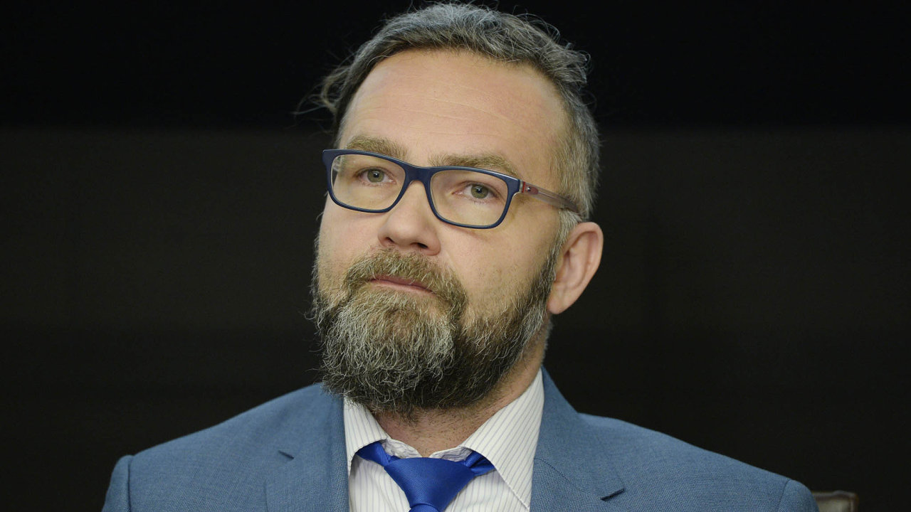 Vratislav Koš�ál, nový šéf Energetického regulaèního úøadu.