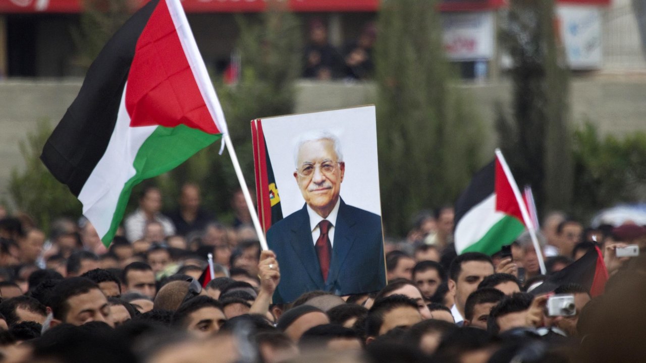 Palestinci vtaj Mahmda Abbse