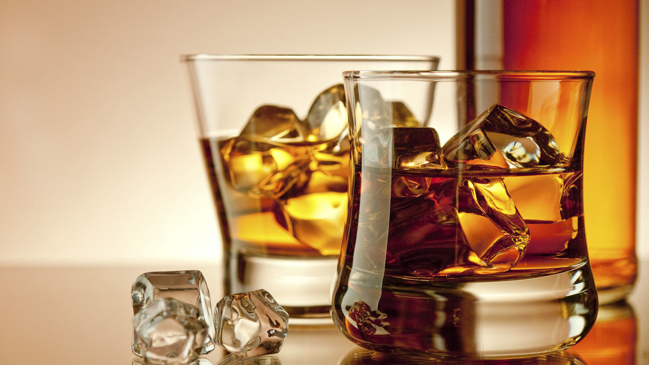 Sklenika whisky, ilustran foto