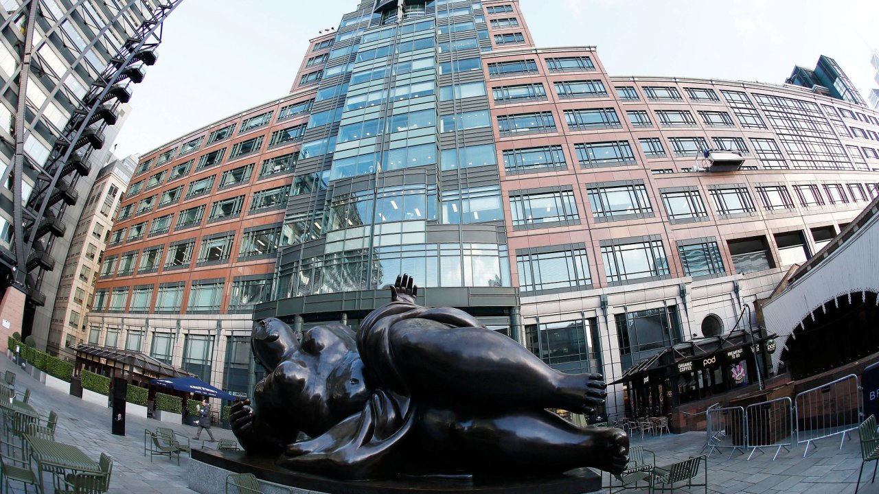Dluhopisy Èeské spoøitelny si koupila rovnìž Evropská banka pro obnovu a rozvoj (na snímku její londýnské sídlo). Investovala do nich 1,32 miliardy korun.