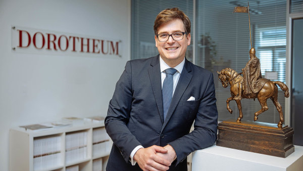 Warholovy kresby se dražily více než sedm hodin