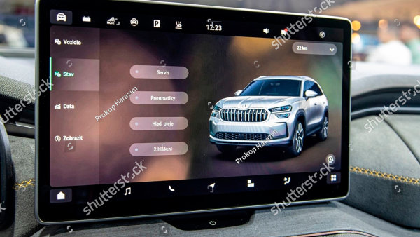 Displej infotainmentového systému, dotyková obrazovka nového SUV Škoda Kodiaq