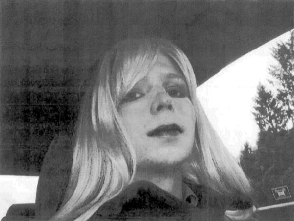 Bradley Manning jako �ena - Chelsea Manningov&aacute;