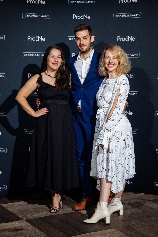 Setkání magazínu PročNe Tým PročNe: šéfredaktorka Gabriela Marešová, Ondřej Novotný a Thea Kučerová (zleva)