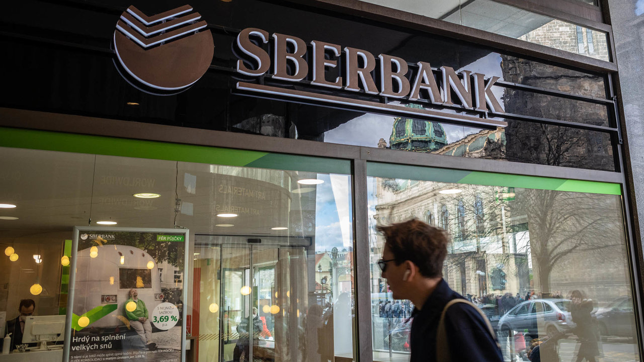 ÈS kupuje úvìry od Sberbank.