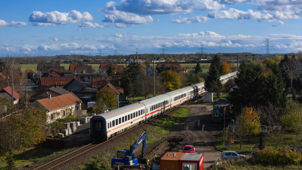 Kupujte, nebudou. Atraktivní ojeté vagony po Deutsche Bahn docházejí a ceny rostou, na lovu je Jančura i FlixTrain