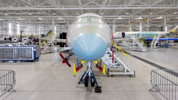 Letadlo kanadsk� firmy Bombardier, kter� vyr�b� p�edev��m soukrom� trysk��e....