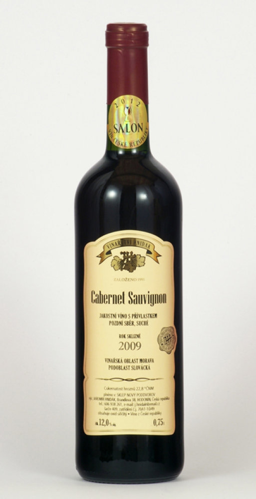 Cabernet Sauvignon 2009, pozdní sběr, Vinařství Jaromír Hnidák Víno z nepříliš známého rodinného vinařství, které se do salonu dostalo vůbec poprvé.