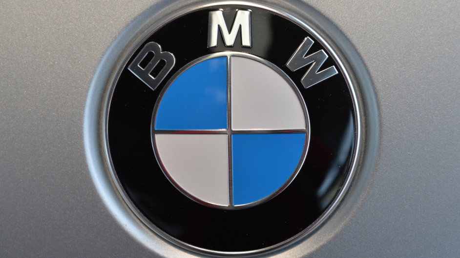 BMW pot s rstem odbytu v celm letonm roce.