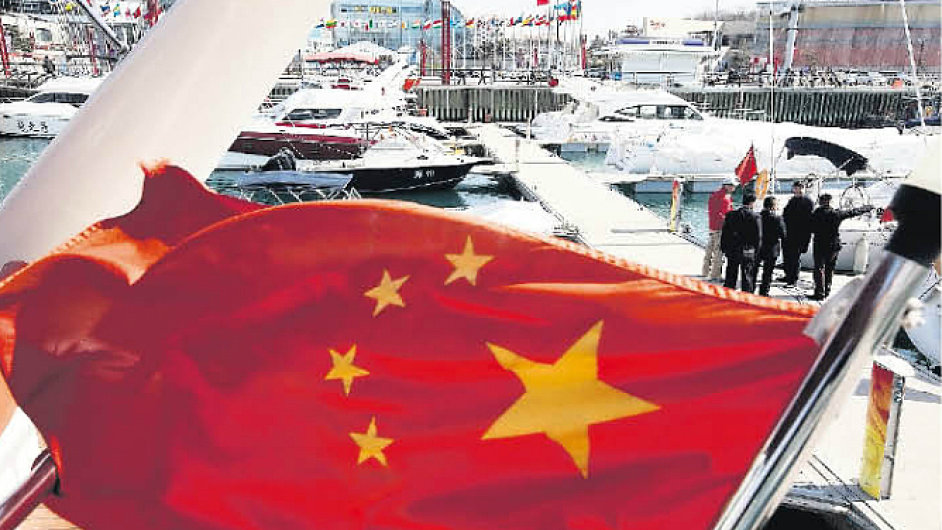 Severonsk pstavn msto Qingdao, kde se plula iolympijsk regata, je symbolem rostoucho apetitu bohatch an poluxusnch jachtch.