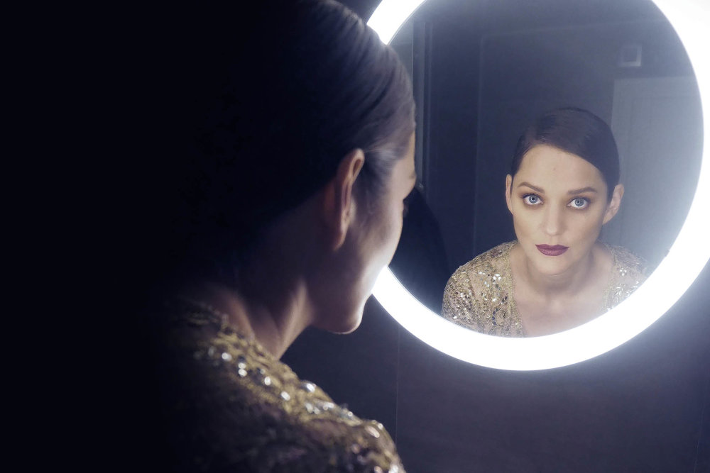 Marion Cotillardová se stala novou tváří parfému Chanel No. 5.