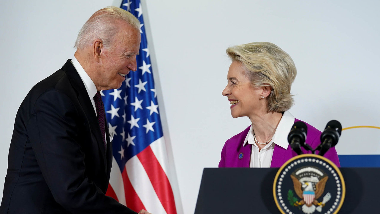 Joe Biden and European Commissions President Ursula von der Leyen G20