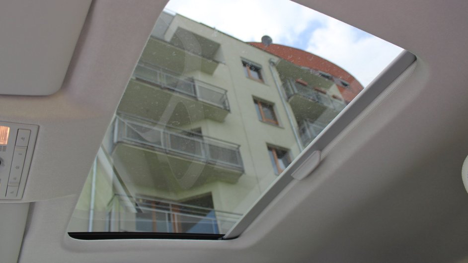 Sten okno Volkswagenu Up!