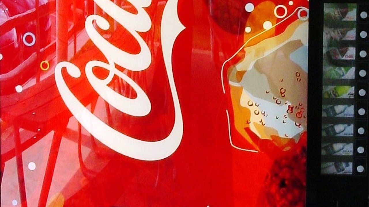 Atos pipoj chladic boxy Coca-Coly k internetu vc, ilustran foto