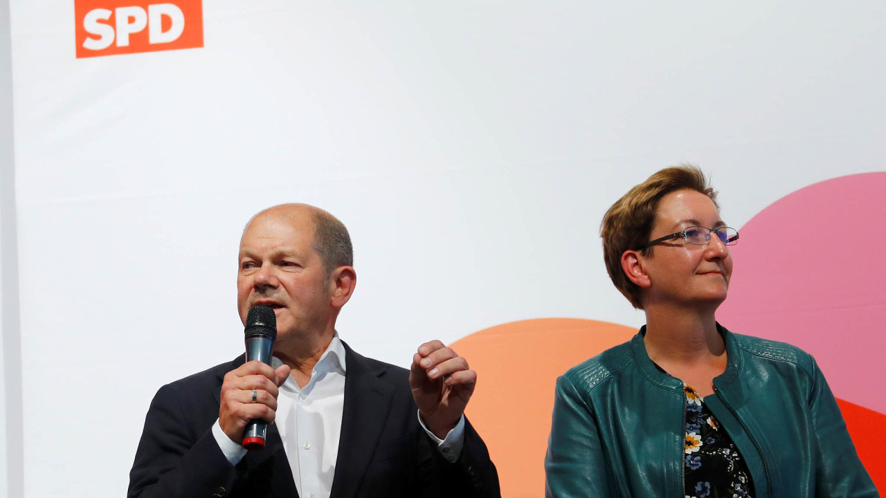 Do poslednho kola hlasovn se dostaly zpvodn estice tandem dva. Prvn, kter m podporu u veden SPD, tvo ministr financ Olaf Scholz abraniborsk politika Klara Geywitzov.