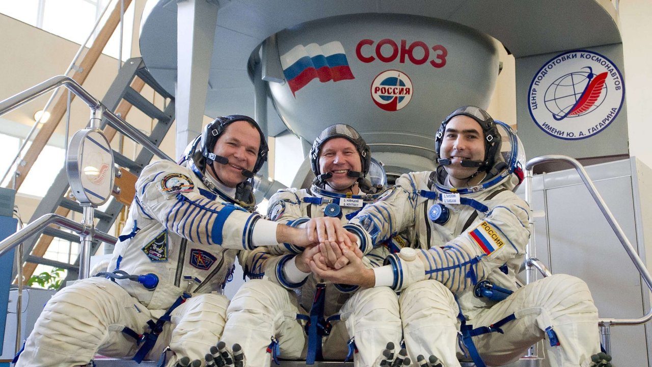 Astronauti vesmrn stanice ISS - ilustran foto
