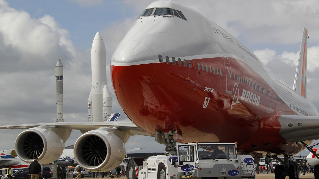 Prvn mezinrodn let Boeingu 747-8