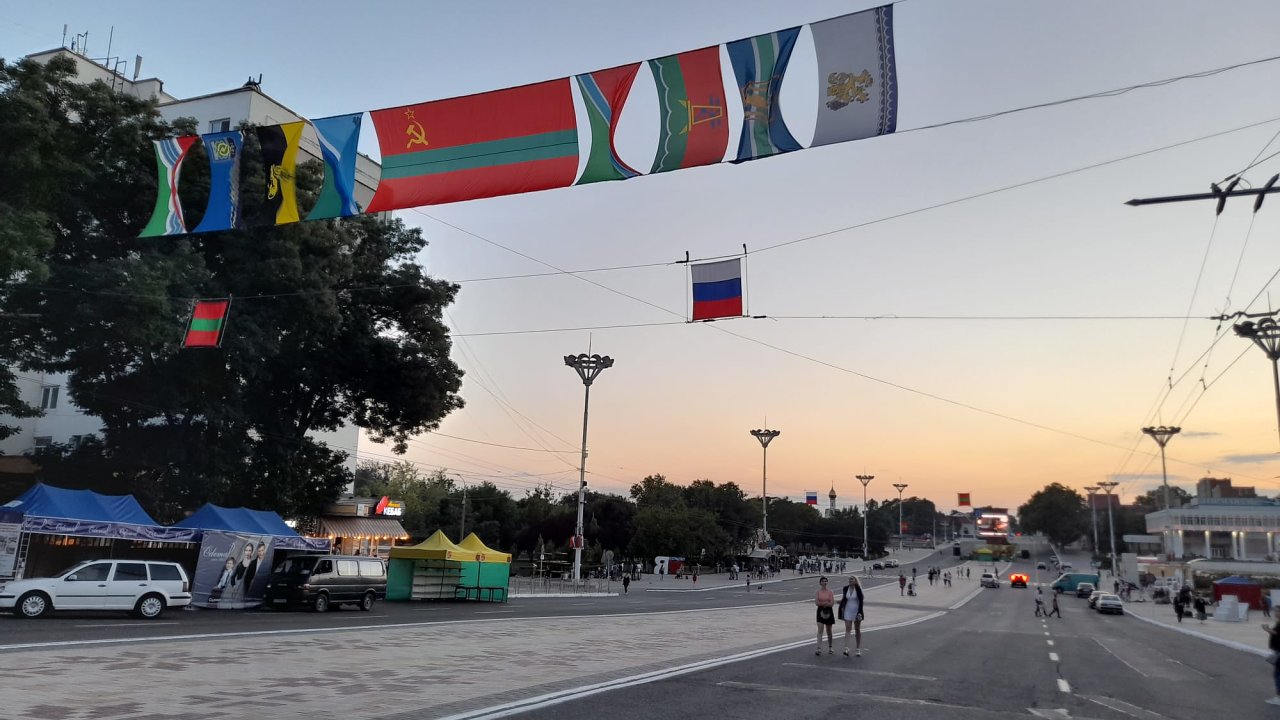 Pøípravy na den nezávislosti v Tiraspolu.