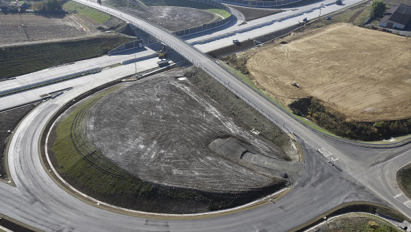 Stát při výstavbě dálnic vsází na PPP projekty, začne hledat koncesionáře pro středočeskou D3 a jihomoravskou D55