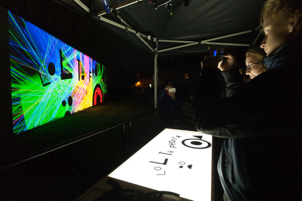 Z předchozího ročníku pražského festivalu světla Signal