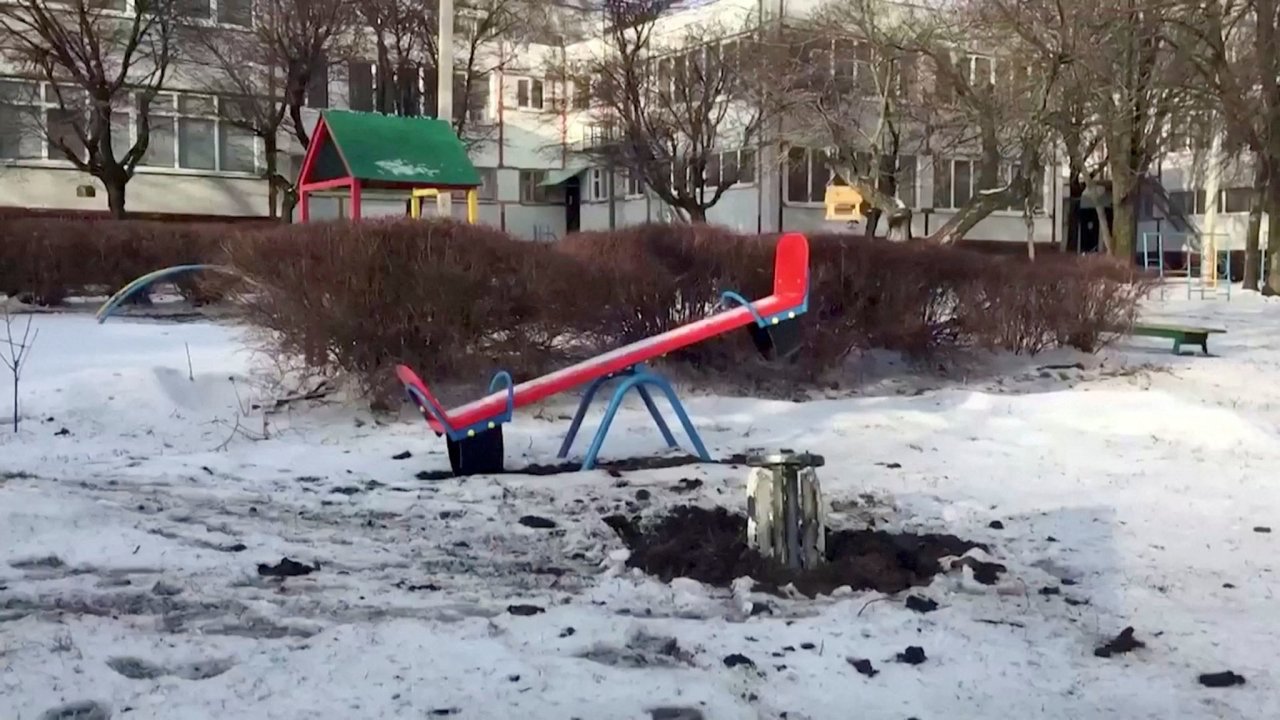 Nevybuchl raketa Grad na dtskm hiti v Charkov.