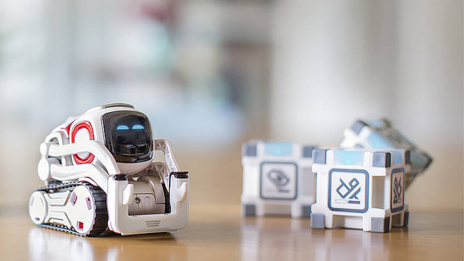 Robotick hraka s umlou inteligenc Cozmo.