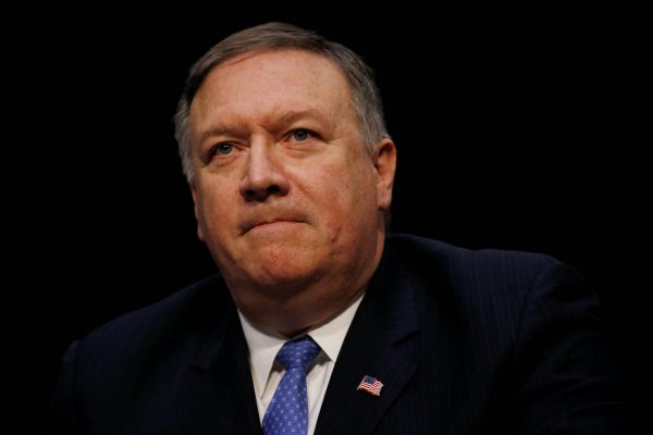 Mike Pompeo, &scaron;&eacute;f CIA, kter&yacute; s&nbsp;Donaldem Trumpem sd&iacute;l&iacute; nap�&iacute;klad p�&iacute;sn&yacute; n&aacute;zor na&nbsp;&iacute;r&aacute;nsk&yacute; jadern&yacute; program.