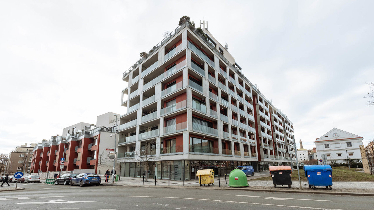 Poptávka po nových bytech v Praze letos opìt pøevýší jejich nabídku. Zatímco zájem o nové byty se meziroènì zvýší o 3,4 procenta, nabídka stoupne jen o 1,4 procenta.