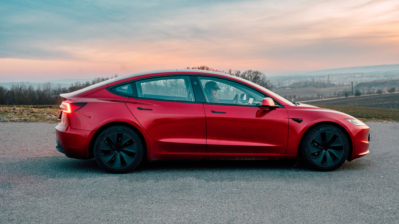 Omlazen Tesla Model 3