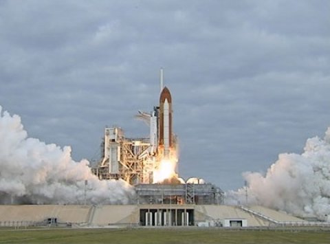 Poslední start raketoplánu Endeavour