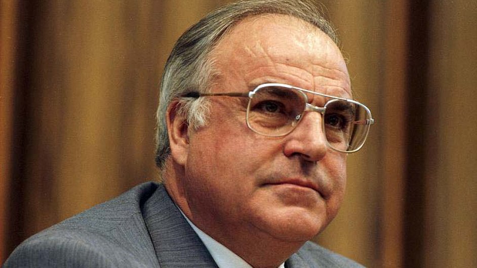 Nmeck exkancl Helmut Kohl