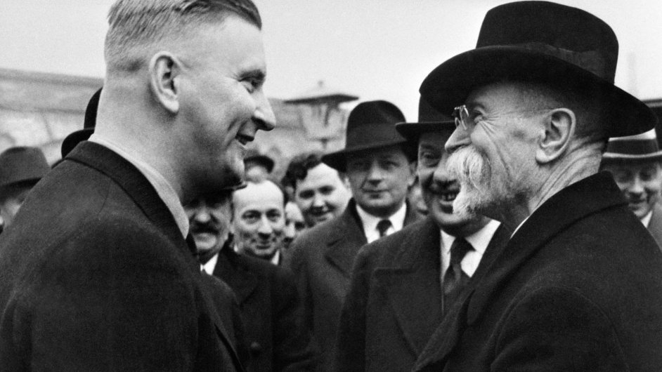 Jan Antonn Baa na snmku s prvnm eskoslovenskm prezidentem Masarykem.