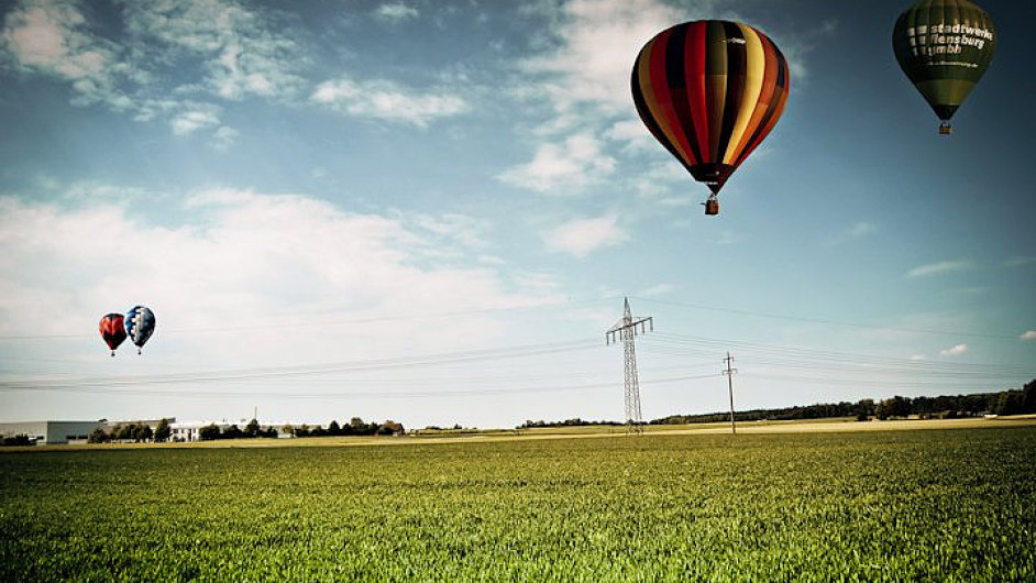 Piloti baln se o vkendu sejdou nedaleko Mchova jezera - Ilustran foto.