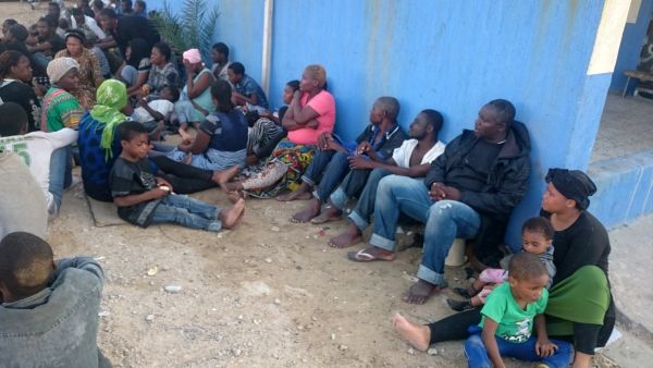 Záchranái zachytili v moi u Libye dalších 1400 migrant