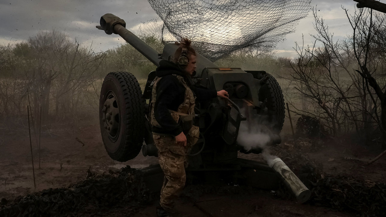 Ukrajinsk vojk u Bachmutu, Howitzer D30