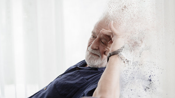 Jak předejít alzheimerovi? Během šesti týdnů vyzkoušejte půst, vyřaďte cukr a nezapomeňte na nit