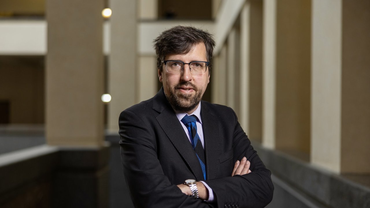 Prvnk Ondej Preuss z katedry stavnho prva Prvnick fakulty Univerzity Karlovy