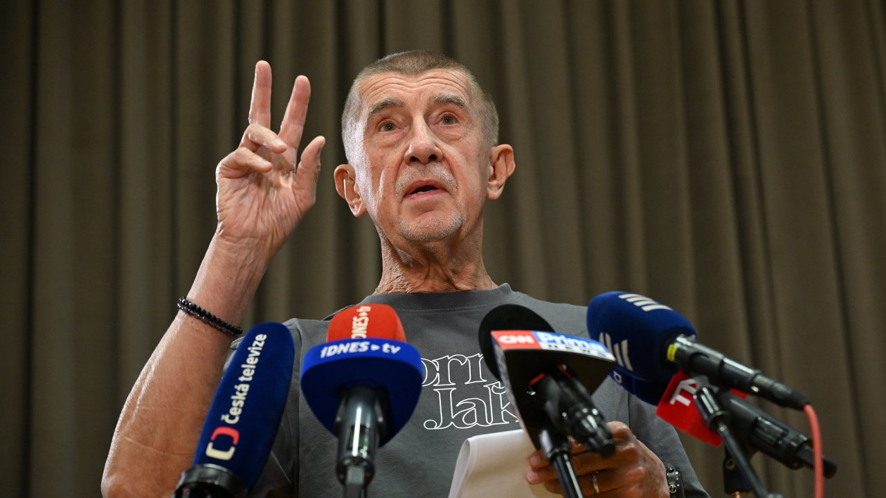 Andrej Babiš po prohraných volbách vyhlašuje restart hnutí ANO