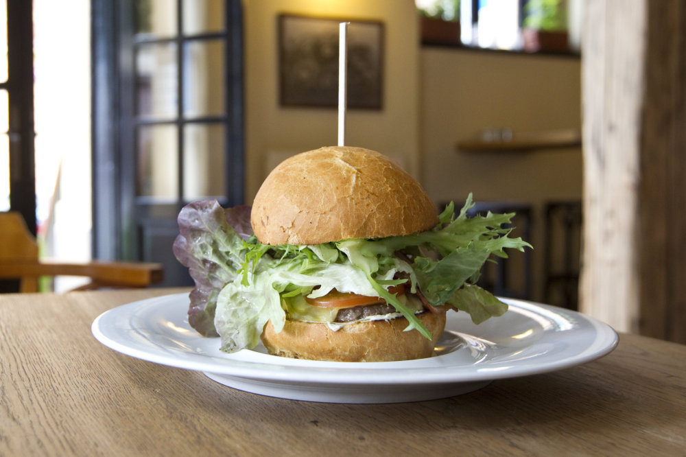 Peter's Burger Pub