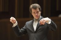 Jakub Hra se pt rok stane fdirigentem Bavorsk sttn filharmonie.