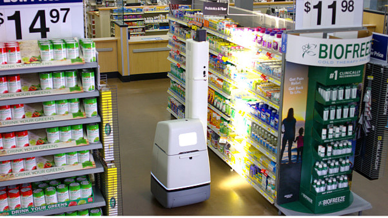 Americký øetìzec Wallmart zavádí roboty, kteøí kontrolují zboží v regálech obchodù