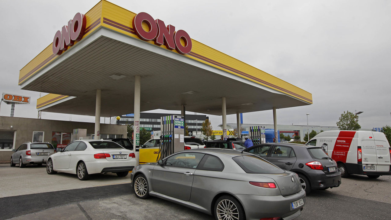 Tank Ono: Z jedné pumpy v Plzni se za 25 let vytvoøil jeden z významných hráèù na trhu s pohonnými hmotami.
