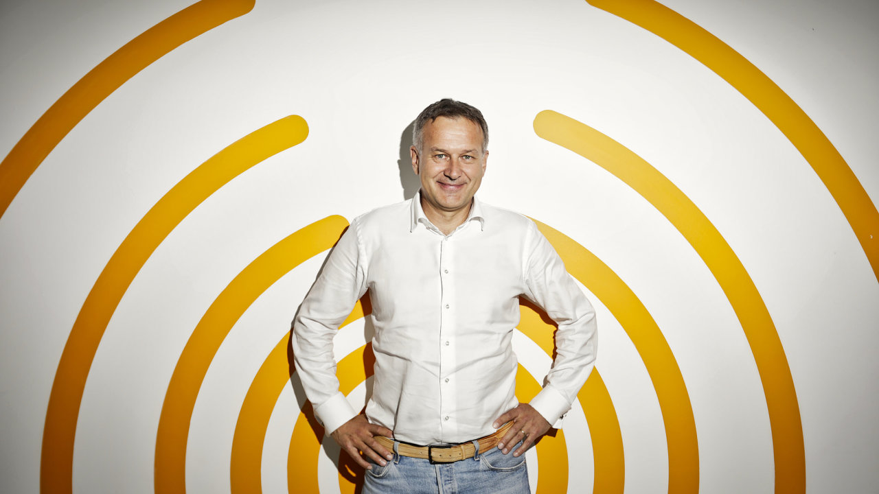 Miloš Mastník, CEO, Èeské Radiokomunikace