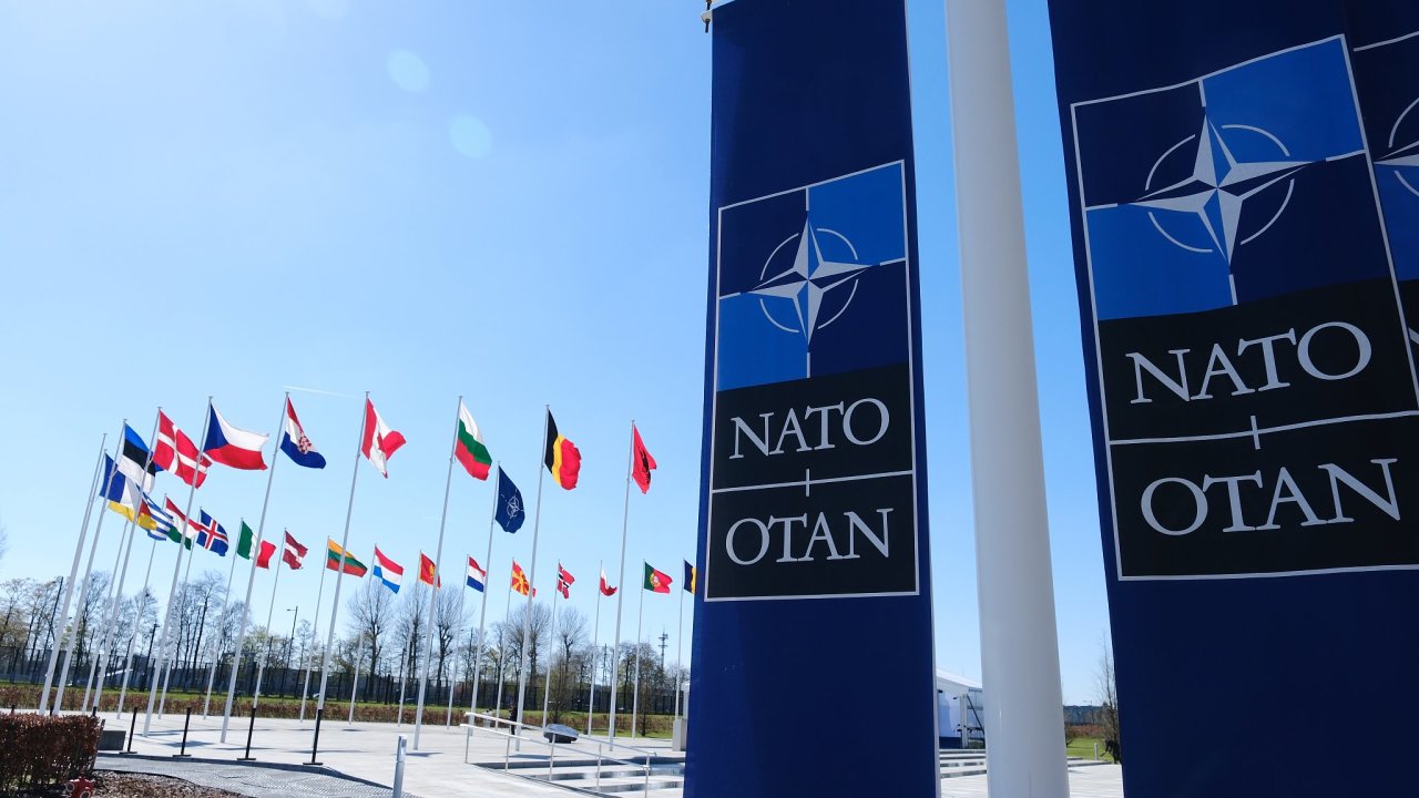 NATO ilustran