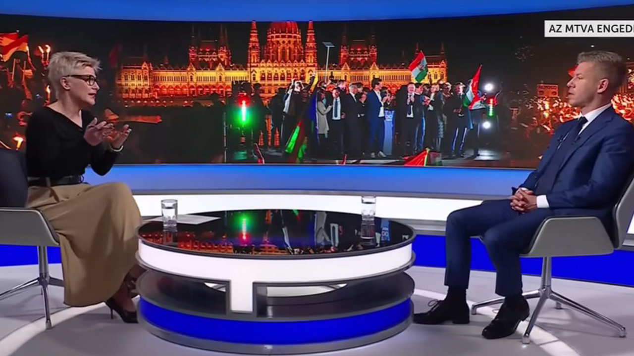 V�t�z ma�arsk�ch voleb P�ter Magyar p�i st�ede�n�m rozhovoru pro st�tn� televizi M1.